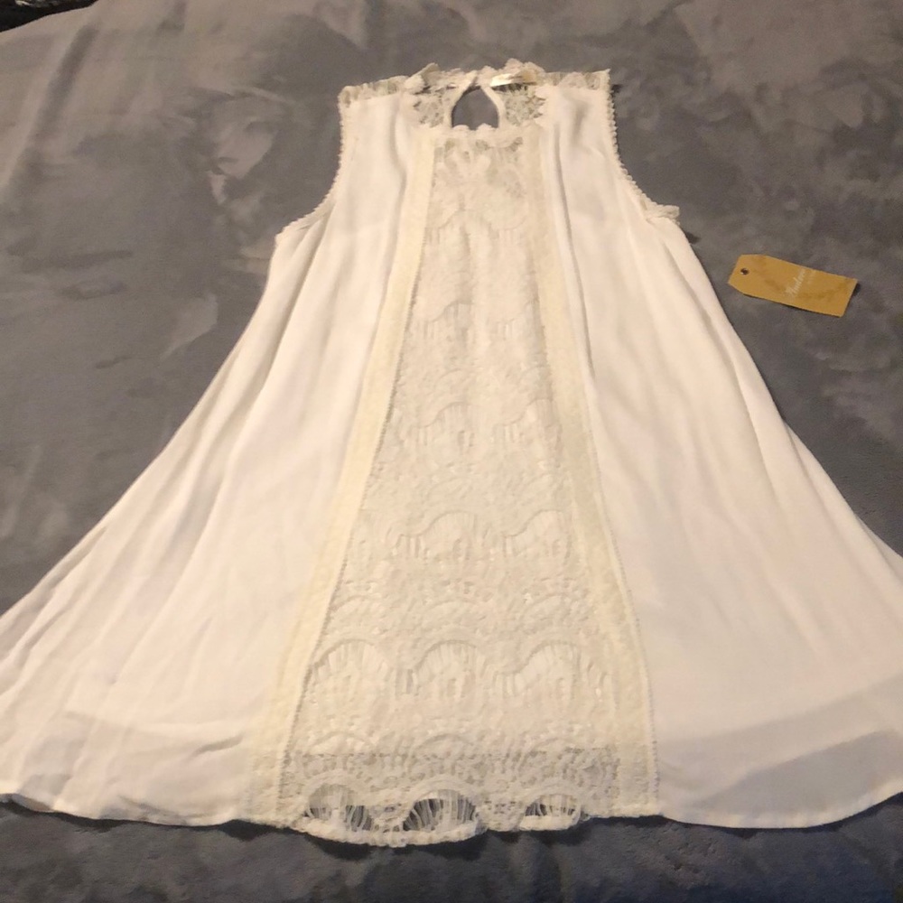 Andrew by UNIT Lace dress NWT